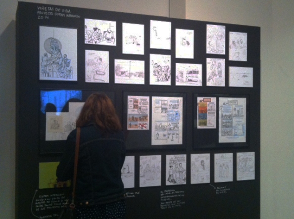 Panel dedicado a "Viñetas de Vida" en la exposición "Dibujante ambulante" de Paco Roca